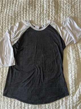 LuLaRoe Dark Grey & White Baseball Tee Raglan Shirt - Size Medium